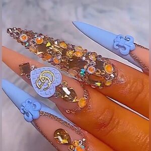 LUXURY NAIL CHARMS